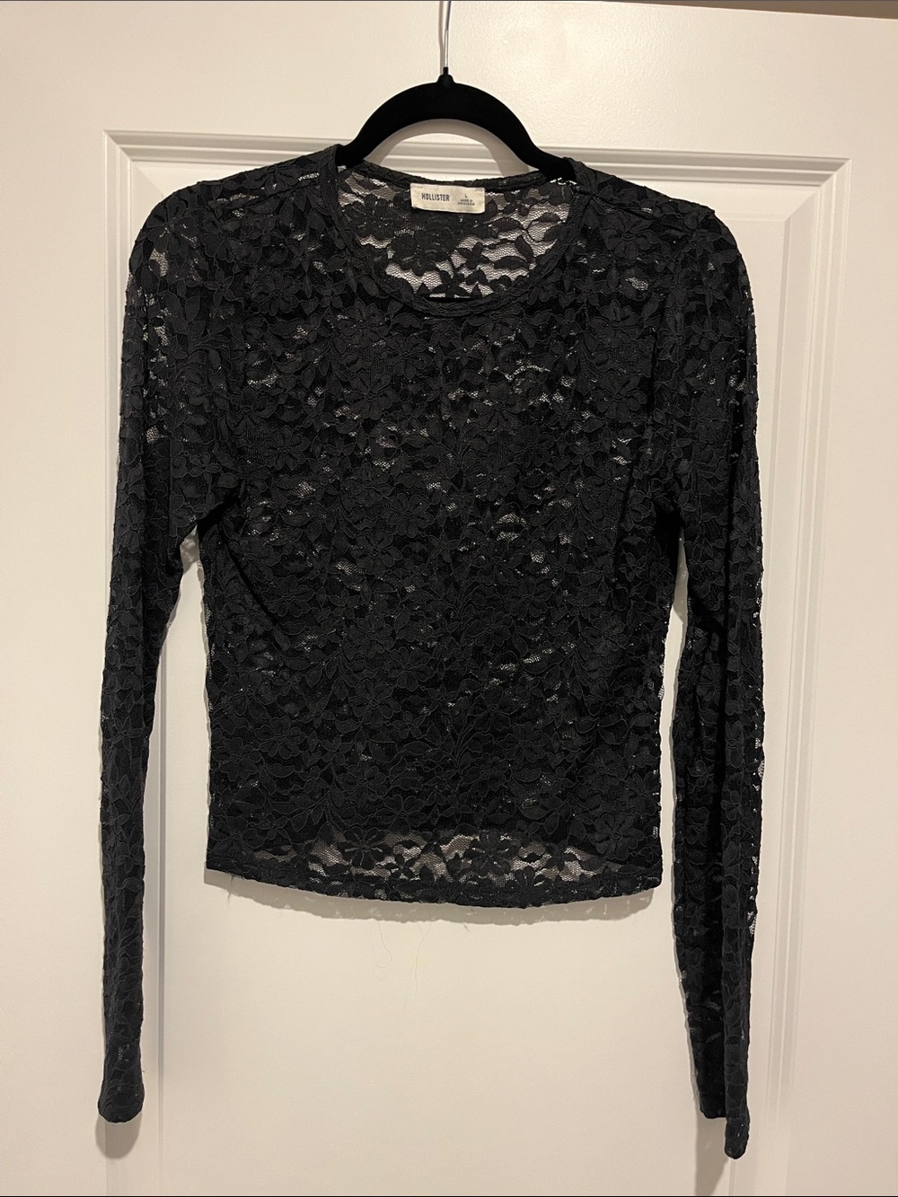 Hollister Black Floral Lace Long Sleeve Tee Top